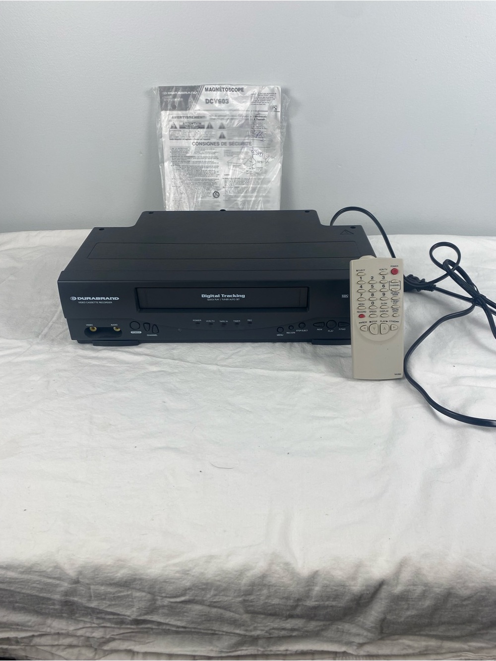 Durabrand DCV203 VHS VCR Video Cassette Recorder Remote Tested